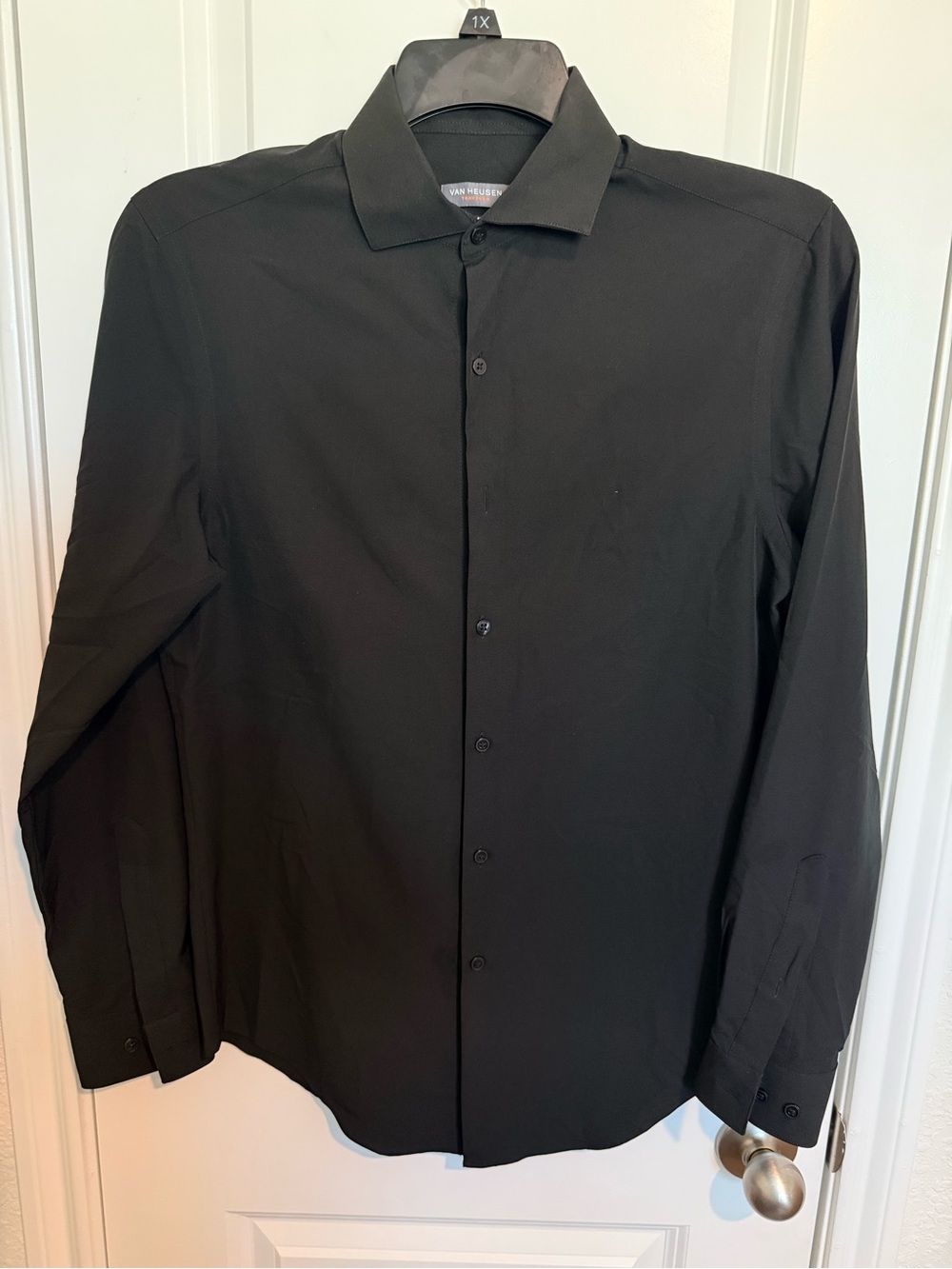 Van Heusen Black Men's Long Sleeve Dress Shirt